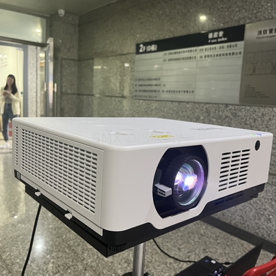 جهاز عرض ليزر OEM ODM Full HD 4K 3LCD ، جهاز عرض المسرح المنزلي 360 درجة