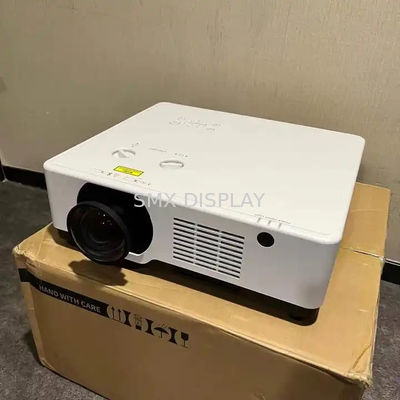 جودة 1080P Full HD جهاز عرض محمول للخارج / المسرح المنزلي 7000 Lumen Laser Projector مصنع